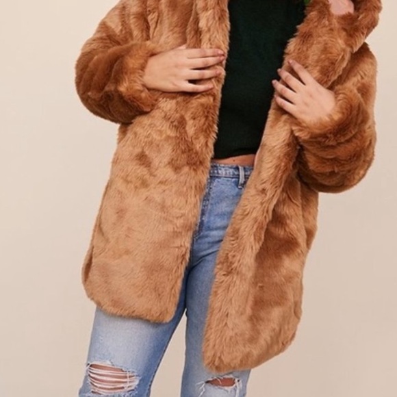 Faux Fur Coat 84 - Picture 8 of 10